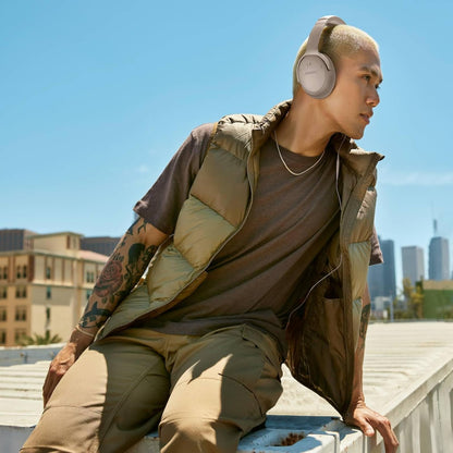 Bose QuietComfort Trådløse Over-Ear Hovedtelefoner 884367-1100