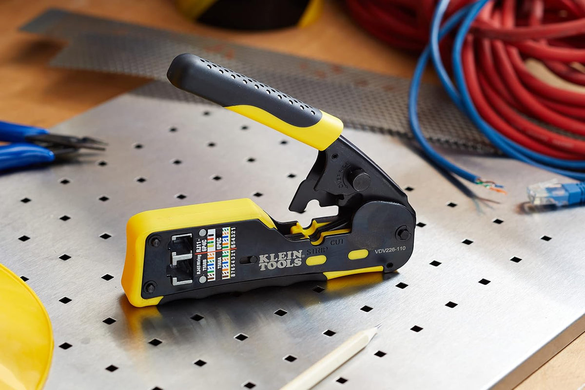Klein Tools Skraldecrimptang til Modulære Datakabler VDV226-110