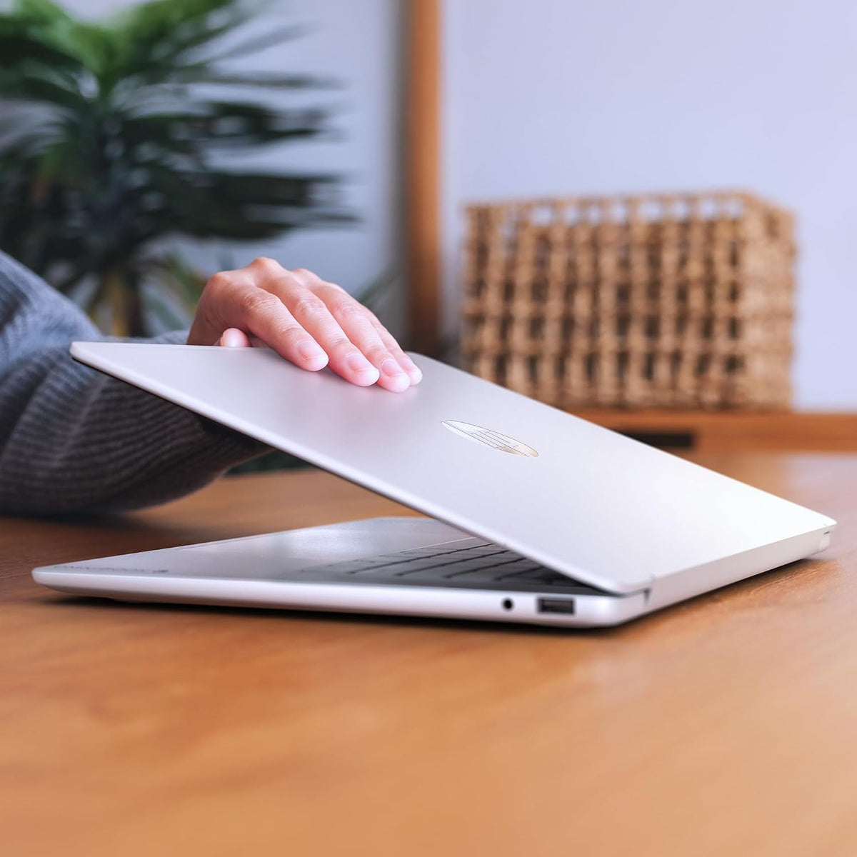 HP OmniBook 3 16" Bærbar Computer AMD Ryzen 5 16-by0499nr