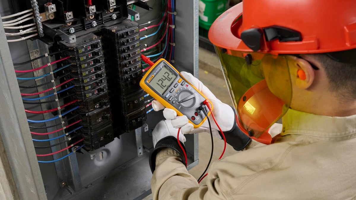 Fluke 17B+ Digitalt Multimeter AC/DC 1000V Fluke-17B+
