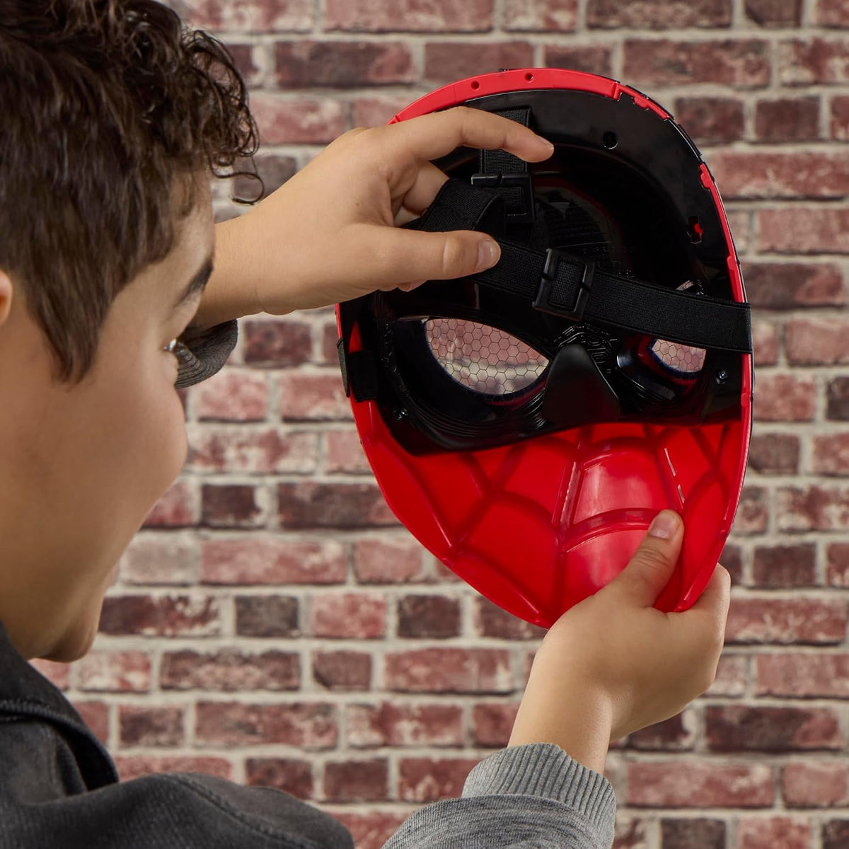 Marvel Spider-Man Wisecrackin’ Glow Maske G2448
